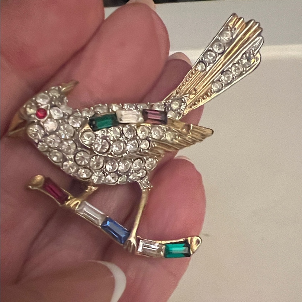 Crystal Bird Brooch with Multicolor Accents - Gold Tone